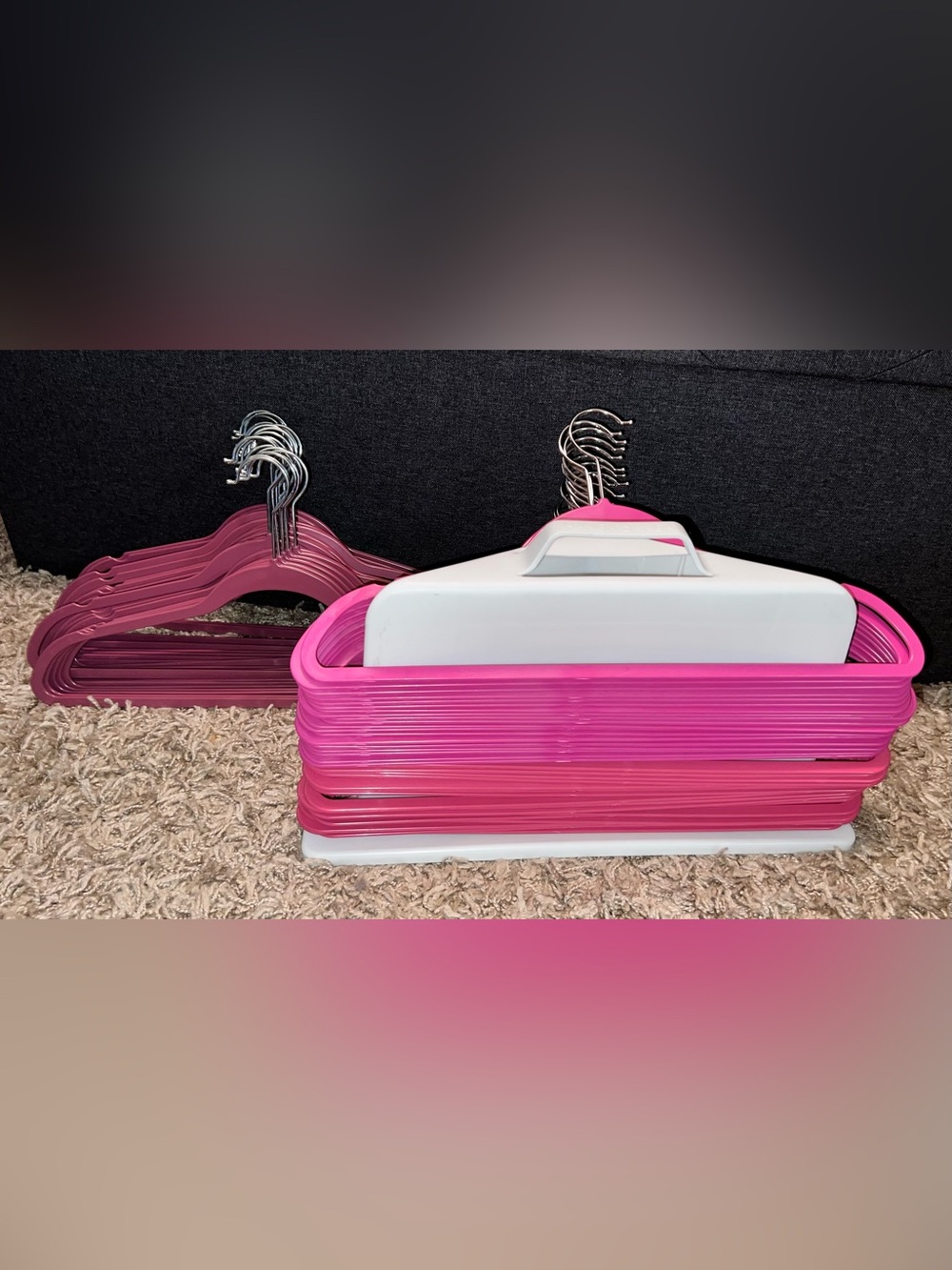 60 Slim Plastic (Non-Velvet) Clothes Hangers - Approx. 17.7" inch wide - Picture 3 of 12